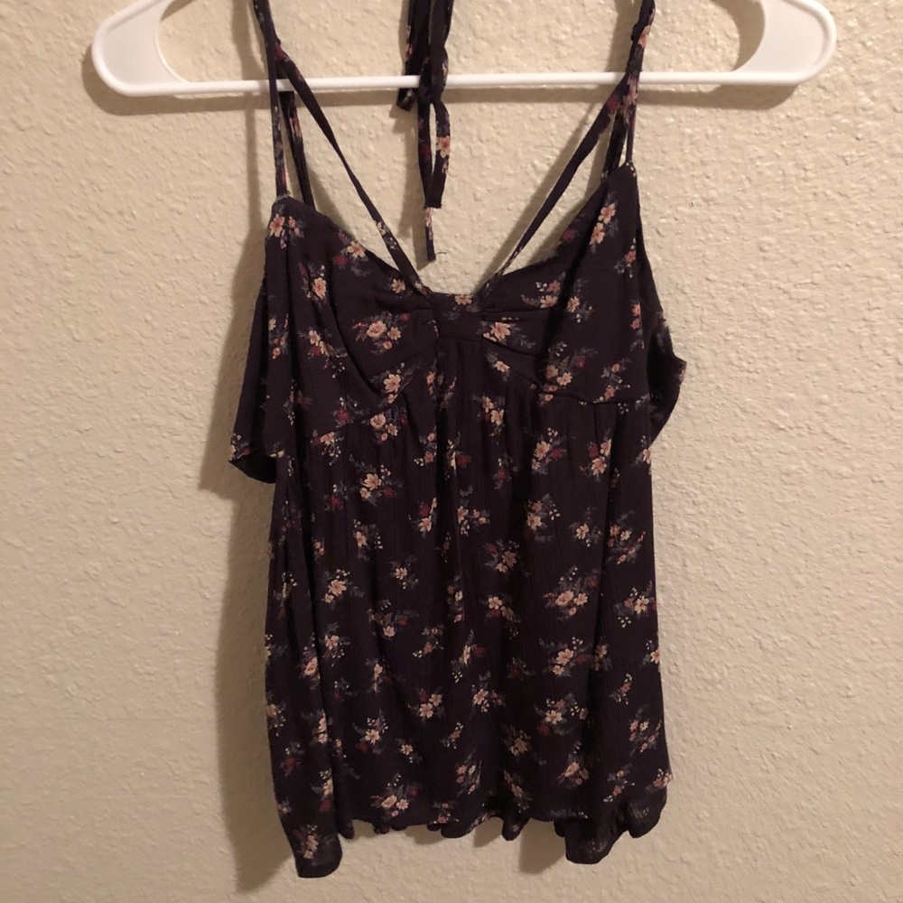 AE floral top